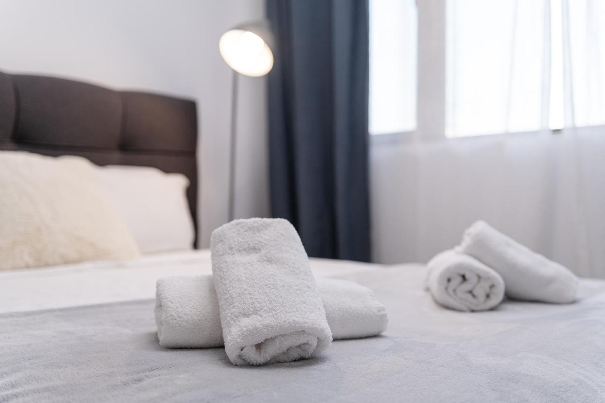 1-Bedroom Apartment With Free Private Parking Plovdiv Kültér fotó