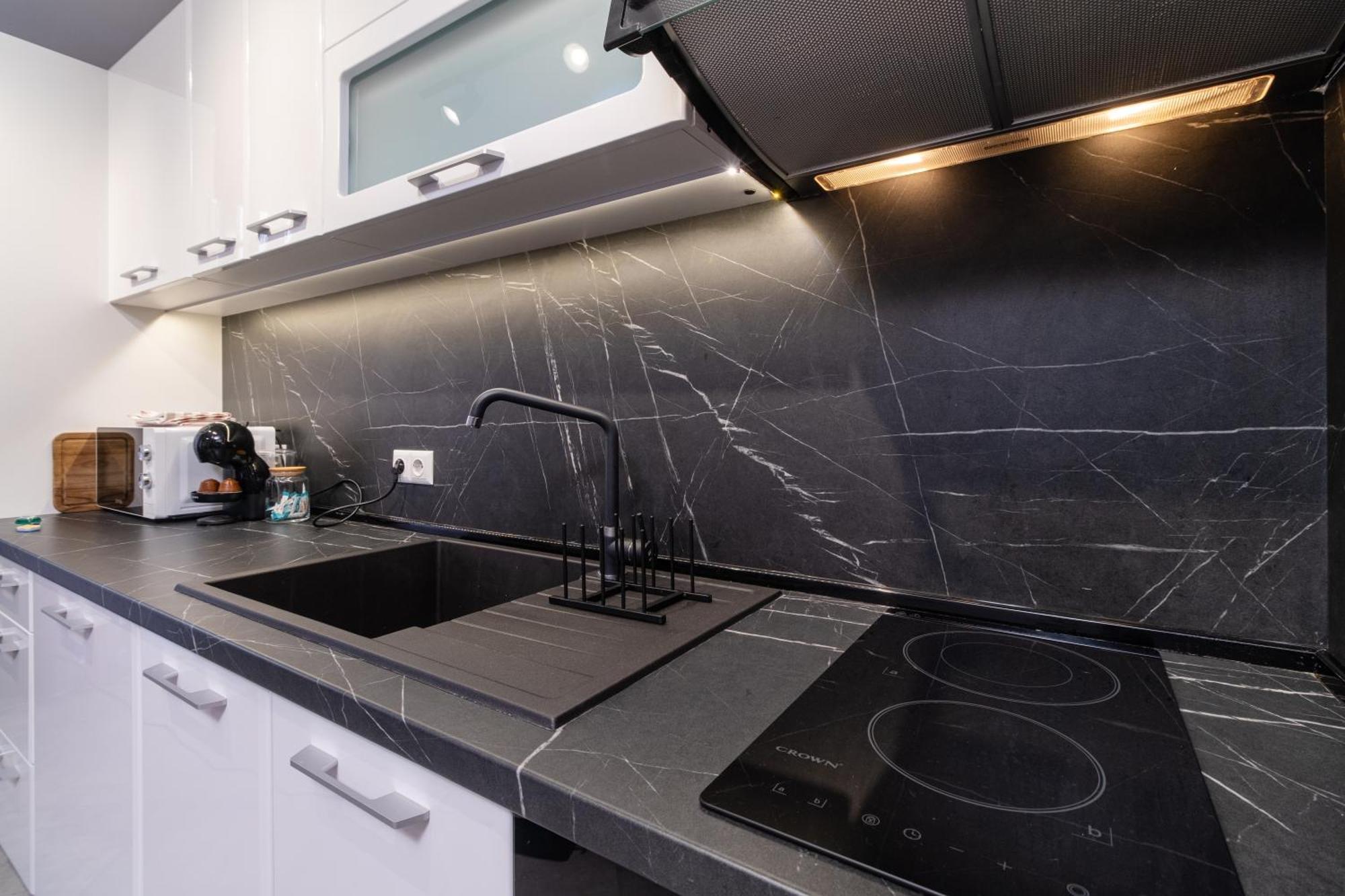 1-Bedroom Apartment With Free Private Parking Plovdiv Kültér fotó